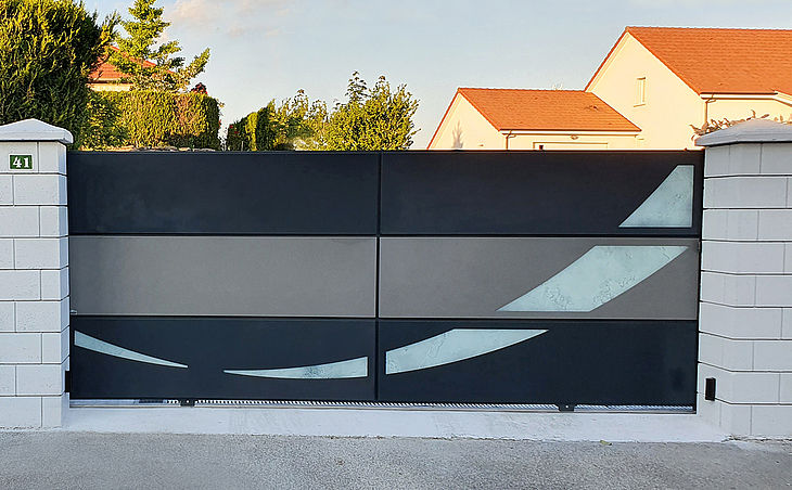 Portail Lucco-alu-largeur
