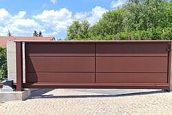 Portail en aluminium Lucco - à Cassettes