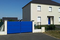 Portail en aluminium Lucco - à Cassettes